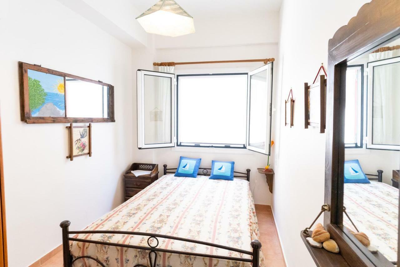 Ikarian Endless Blue Guest House Kouniadi Exterior foto
