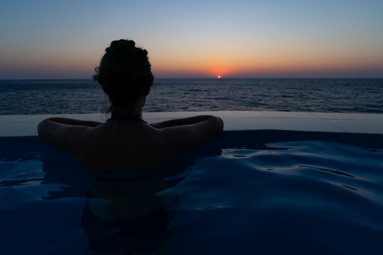 Ikarian Endless Blue Guest House Kouniadi Exterior foto