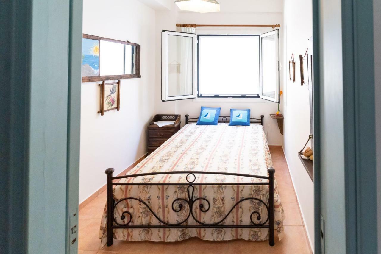 Ikarian Endless Blue Guest House Kouniadi Exterior foto