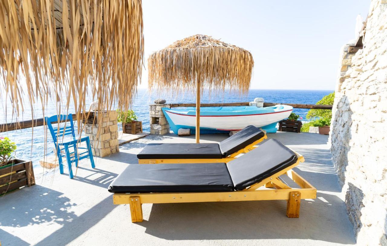 Ikarian Endless Blue Guest House Kouniadi Exterior foto