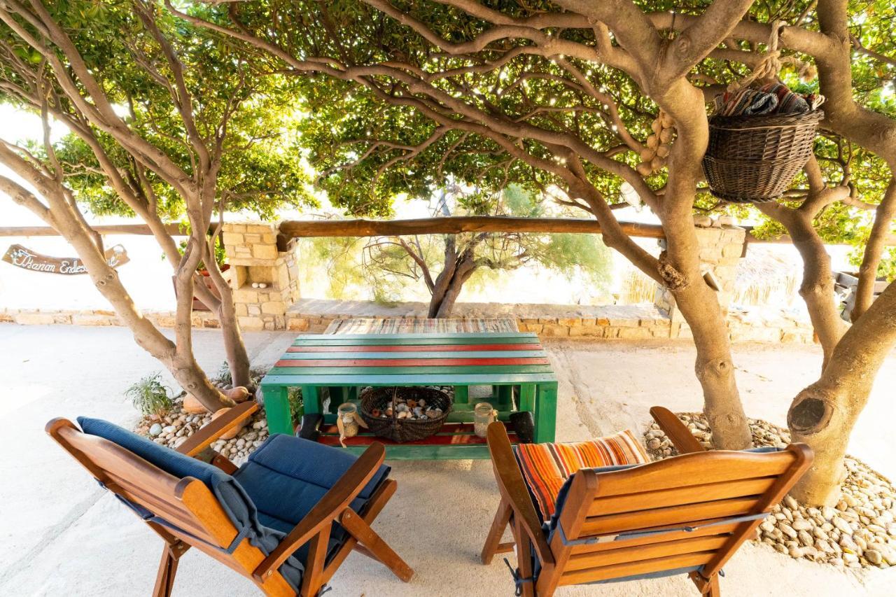 Ikarian Endless Blue Guest House Kouniadi Exterior foto
